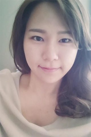 Yoonjee Hong Profile Photo